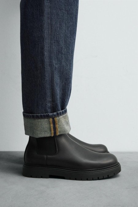 CHUNKY CHELSEA BOOTS