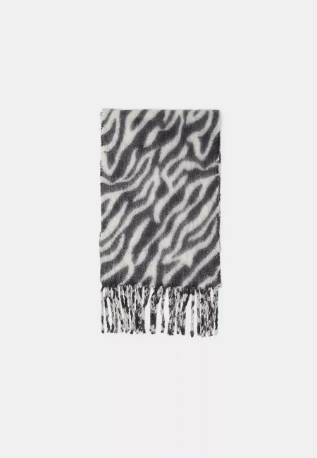 ANIMAL PRINT SCARF
