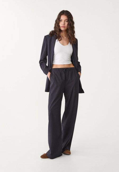 Flowing striped trousers