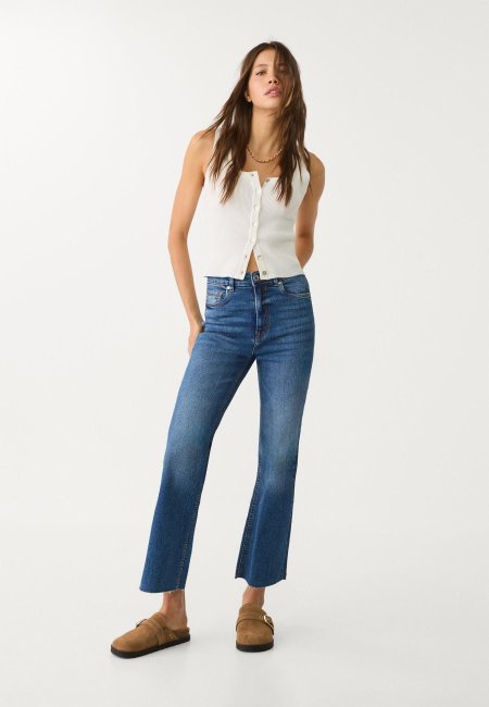D78 Cropped flared jeans