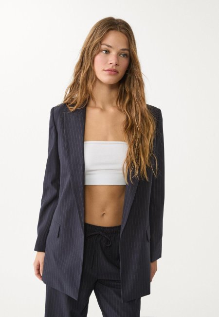 Open flowing striped blazer