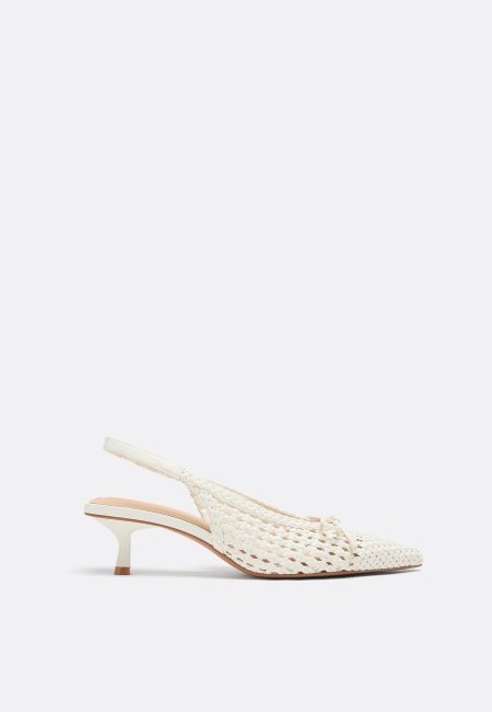 Cut-out heeled shoes