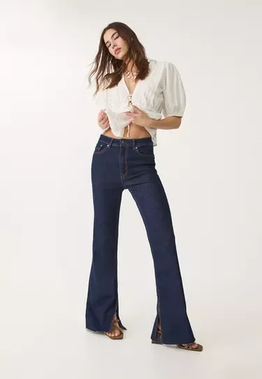 flare slit jeans