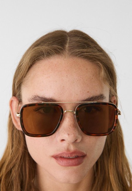 SQUARE SUNGLASSES
