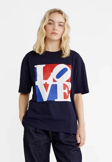 Love T-shirt