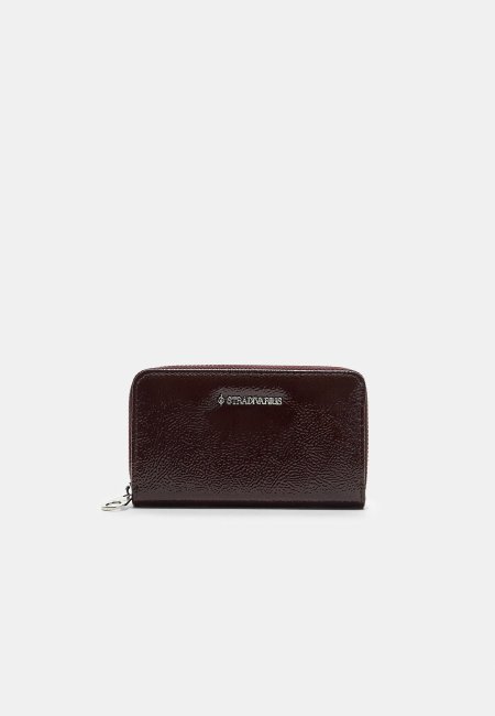 Rectangular wallet with zipper