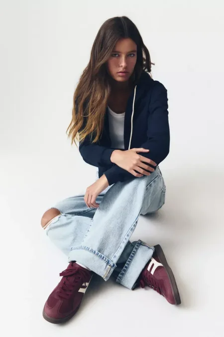 Retro trainers