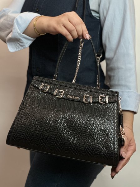 Dovie black GUESS bag