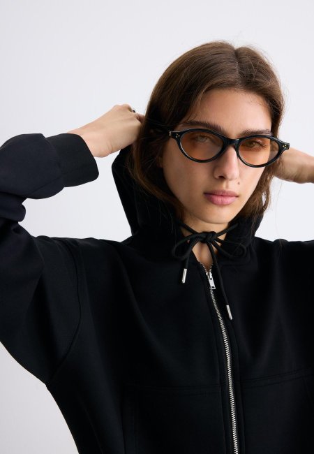 Soft-touch matching set in black